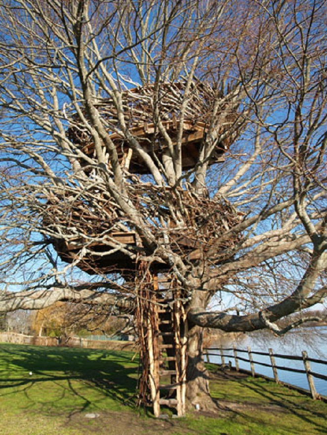 Lake Nest Tree House- Southampton, NY